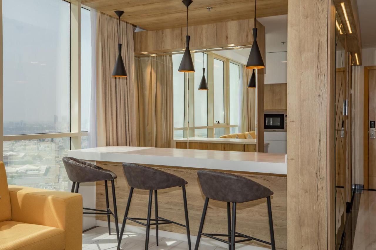 Platinum Coast Hotel Apartments ฟูไจราห์ ภายนอก รูปภาพ The Kitchen